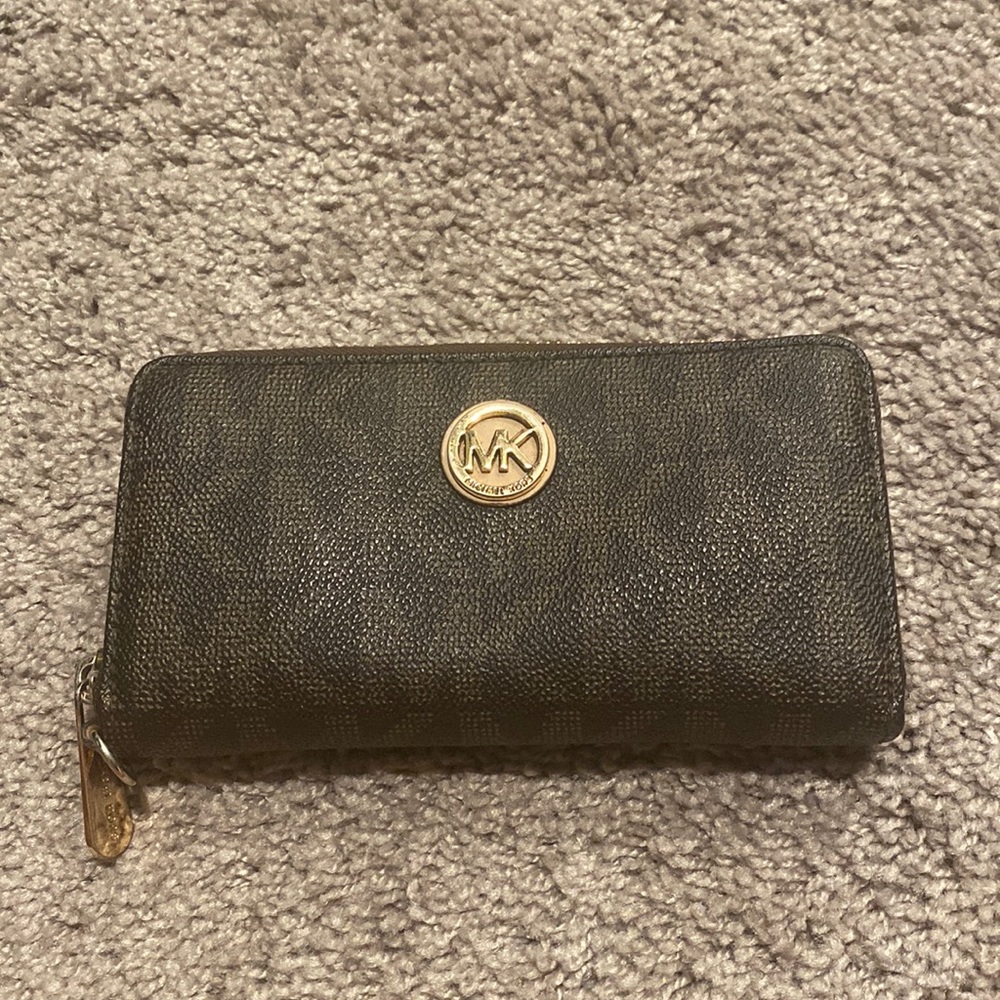 Brown Michael Kors wallet
